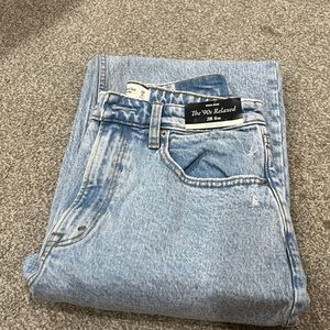 High rise 90s relaxed curve love